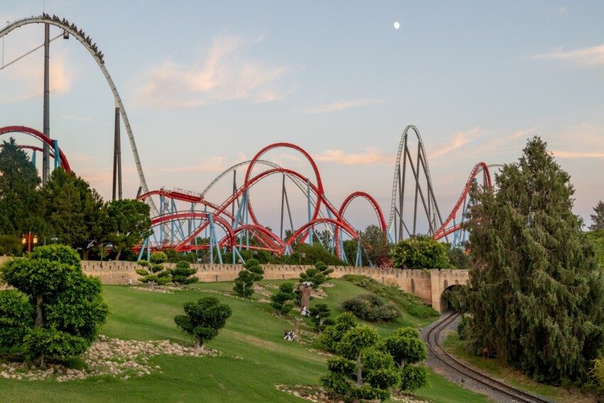 Port Aventura: parco divertimenti e parco acquatico — foto 1