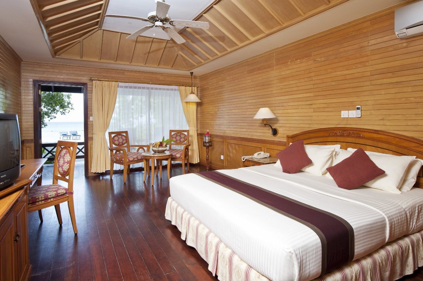 Maldive atollo di Baa: Royal Island, una bellezza incontaminata — foto 12