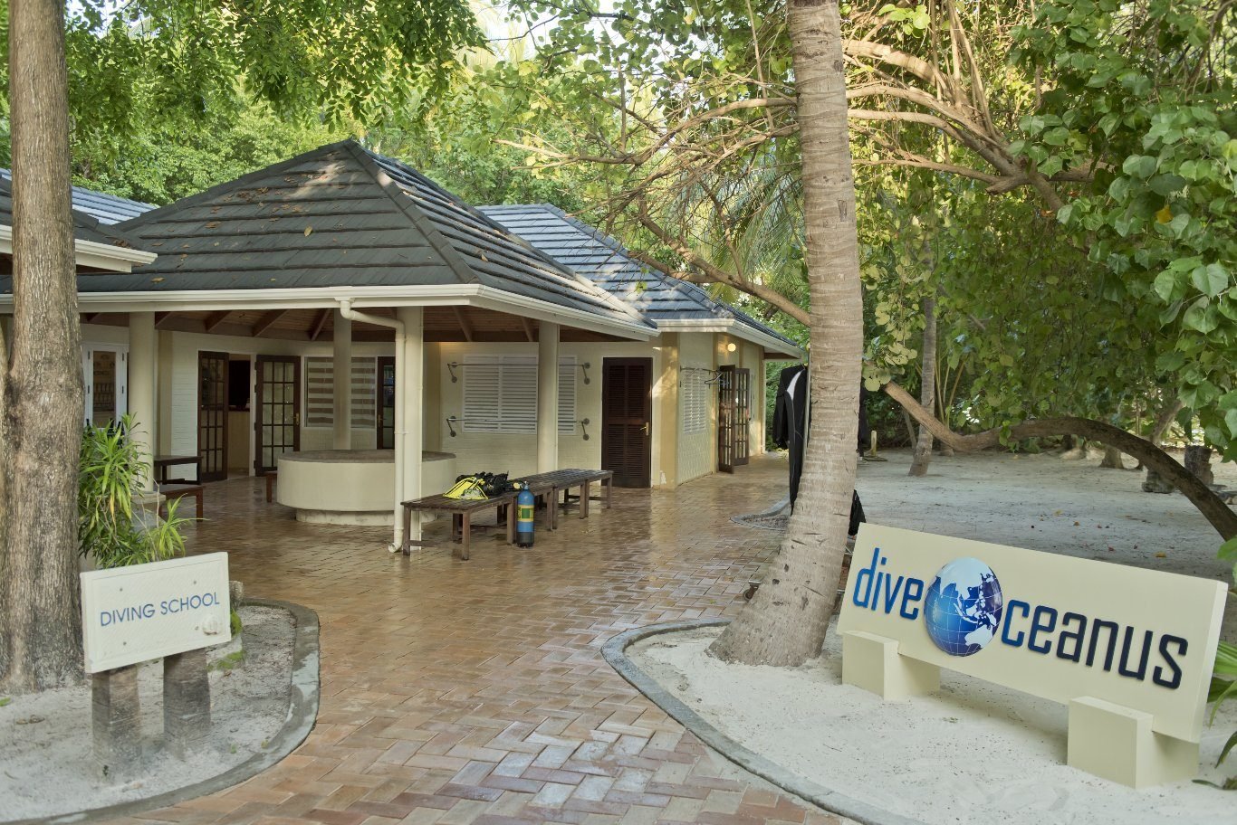 Maldive atollo di Baa: Royal Island, una bellezza incontaminata — foto 3